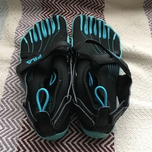 Skeletoes by Fila -Turquoise/black